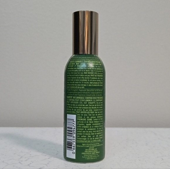 🆓️ W/ $65 Purchase!🎄Bath & Body Works Fresh Balsam Room Spray 🆕️ - Picture 2 of 2